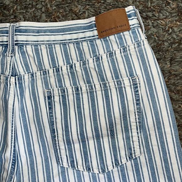 EXCELLENT CONDITION WOMEN’S SIZE 12 AMERICAN EAGLE STRIPED MOM SHORT - Picture 7 of 7